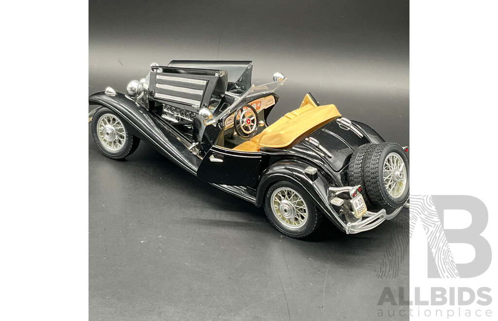 BURAGO Mercedes Benz 500K Roadster (1936) 1:18 Scale Model Car 3020