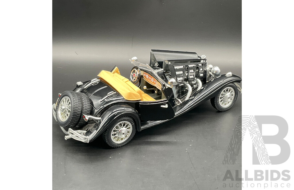 BURAGO Mercedes Benz 500K Roadster (1936) 1:18 Scale Model Car 3020