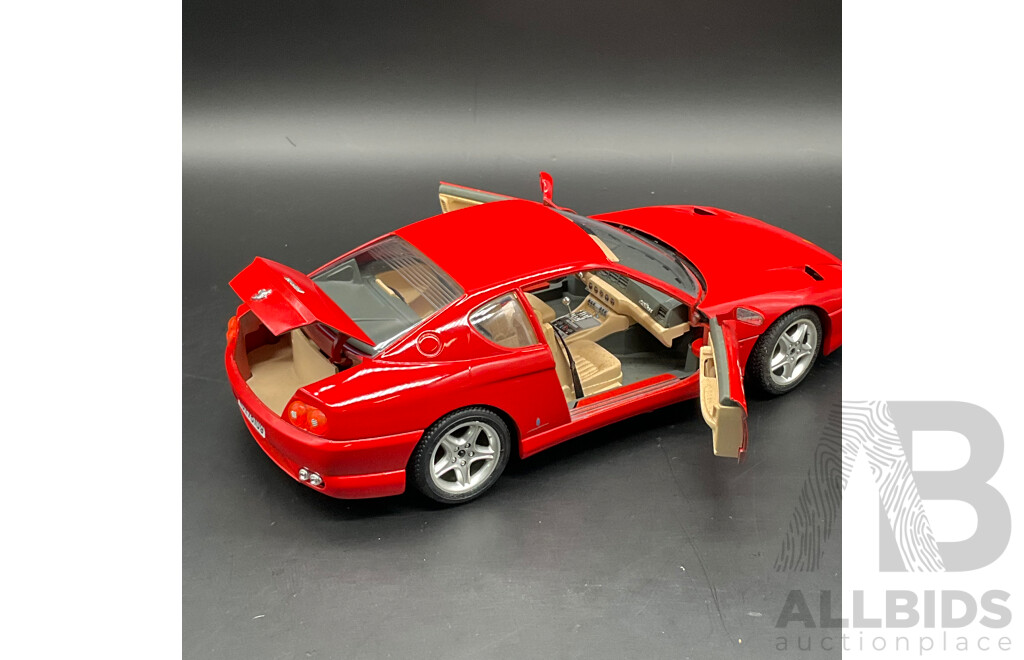 BURAGO Ferrari 456 GT (1992) 1:18 Scale Model Car 3036