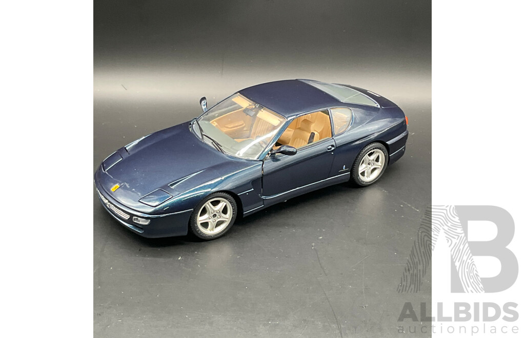 BURAGO Ferrari 456GT (1992) 1:18 Scale Model Car 3046