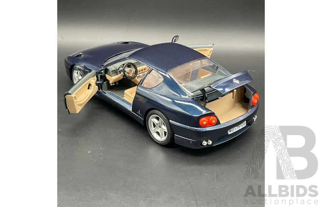 BURAGO Ferrari 456GT (1992) 1:18 Scale Model Car 3046