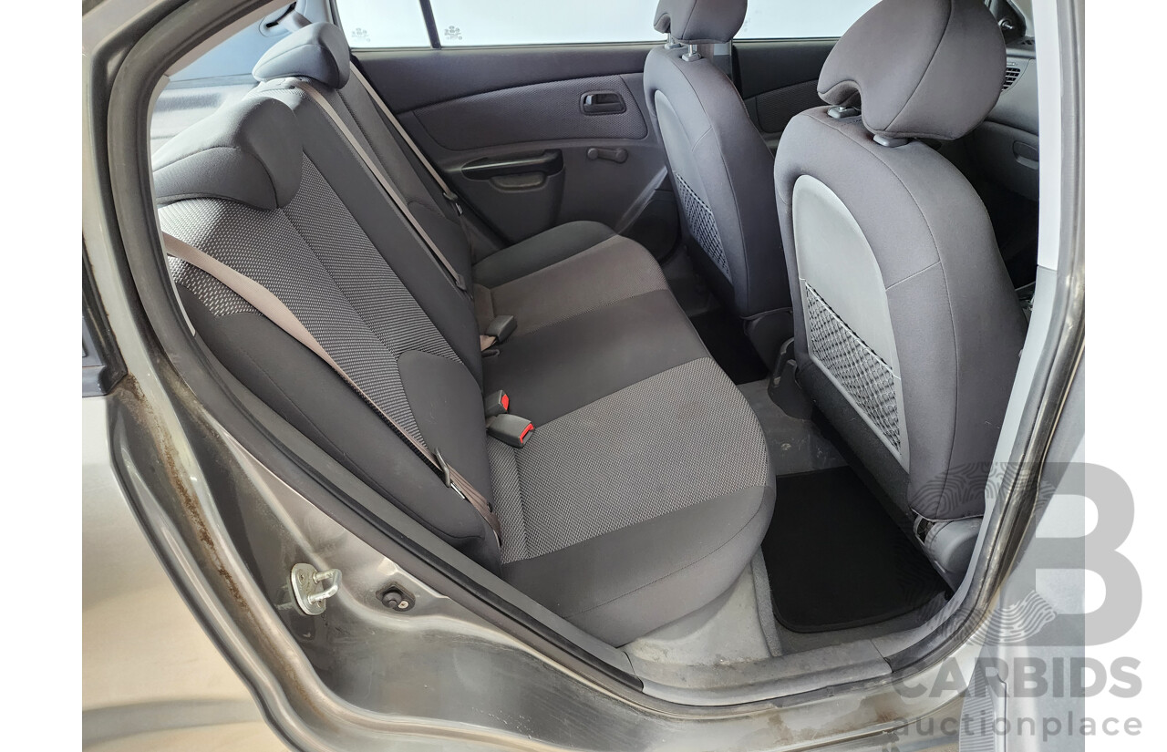 11/2010 Kia RIO S JB MY10 5d Hatchback Grey 1.4L