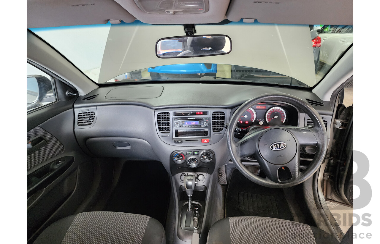 11/2010 Kia RIO S JB MY10 5d Hatchback Grey 1.4L