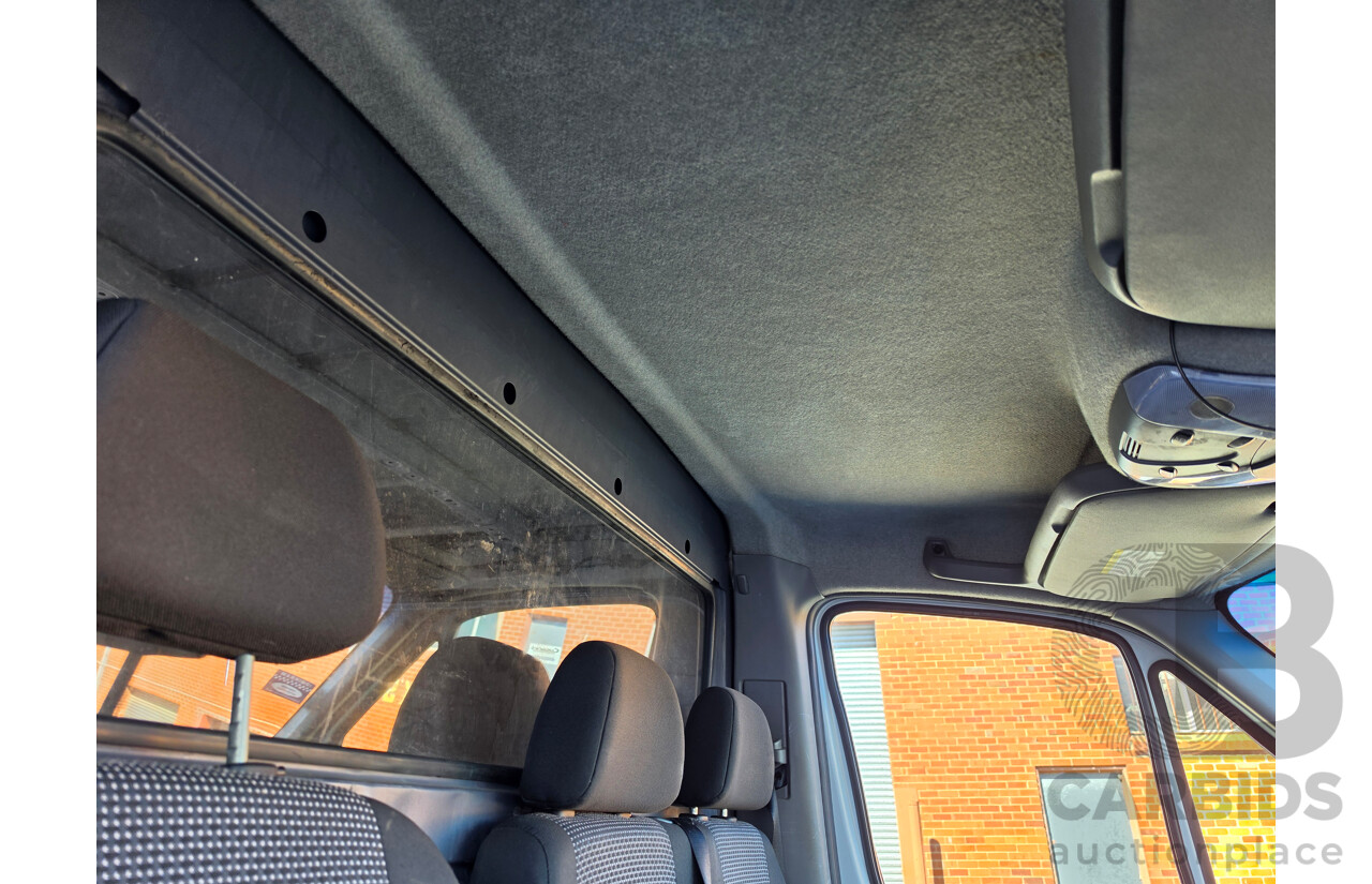 02/2011 Mercedes-Benz Sprinter 313 CDI 4D Van White Turbo Diesel 2.1L