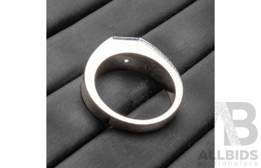 14ct White Gold Solitaire Thin Signet Ring - Size O