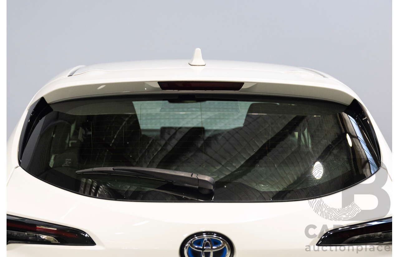 01/2024 Toyota Corolla Ascent Sport Hybrid ZWE219R 5D Hatchback White 1.8L