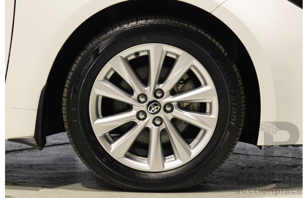 01/2024 Toyota Corolla Ascent Sport Hybrid ZWE219R 5D Hatchback White 1.8L