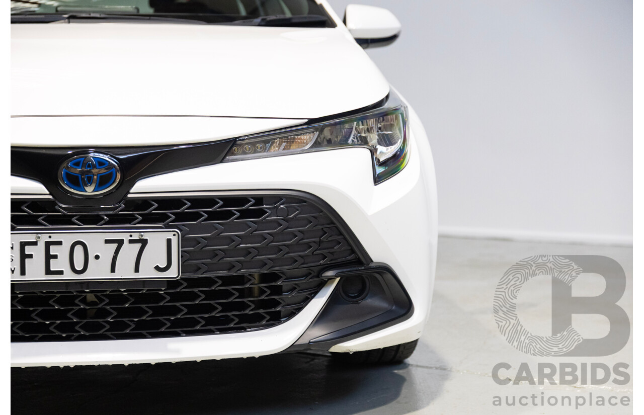 01/2024 Toyota Corolla Ascent Sport Hybrid ZWE219R 5D Hatchback White 1.8L