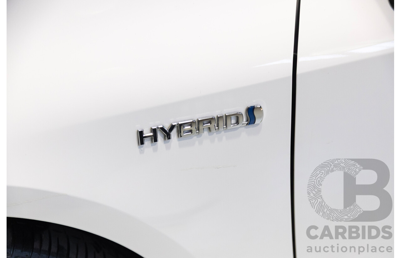 01/2024 Toyota Corolla Ascent Sport Hybrid ZWE219R 5D Hatchback White 1.8L
