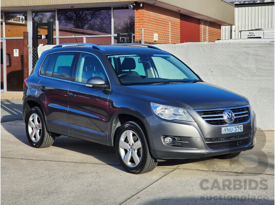 01/2011 Volkswagen Tiguan 147 TSI 5NC MY11 4d Wagon Grey 2.0L