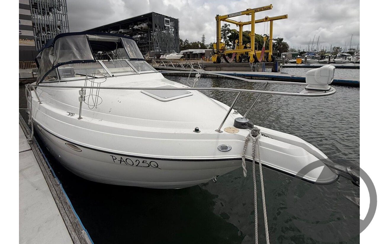 NO RESERVE PRE-LOVED - 2005 Glastron 249 Cabin Cruiser, V8 Volvo Penta 5.0L