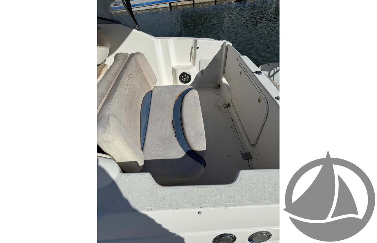 NO RESERVE PRE-LOVED - 2005 Glastron 249 Cabin Cruiser, V8 Volvo Penta 5.0L