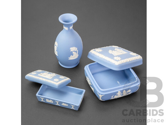 Collection of Wedgwood Jasperware Lidded Trinket Boxes and a Small Pinch Vase