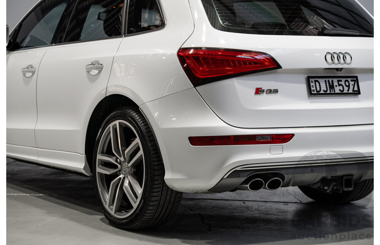 01/2016 Audi SQ5 3.0 TDI Quattro (AWD) 8R MY16 5d Wagon Ibis White Turbo Diesel 3.0L