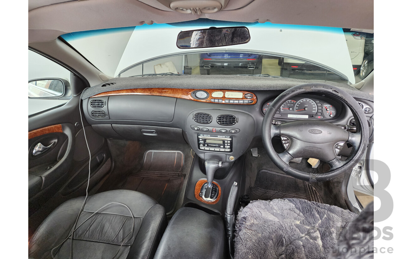 07/2000 Ford Fairmont GHIA AUII 4d Sedan White 4.0L