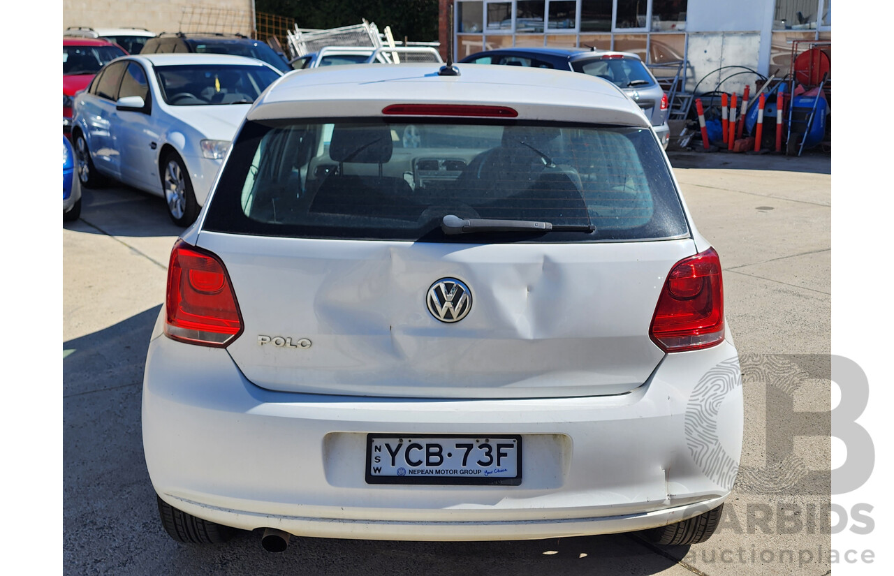 05/2014 Volkswagen Polo Trendline 6R MY14 5d Hatchback White 1.4L