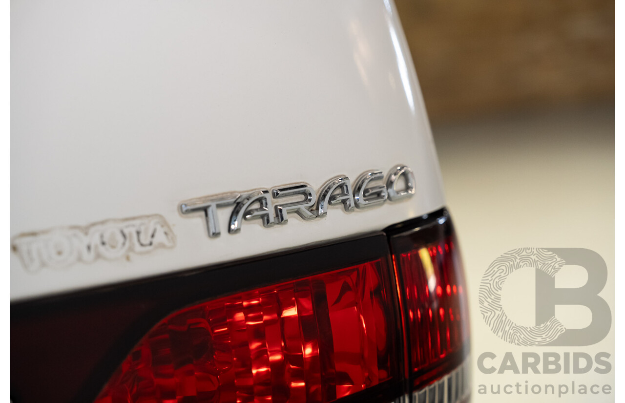 10/2003 Toyota Tarago GLi ACR30R 4d Wagon White 2.4L