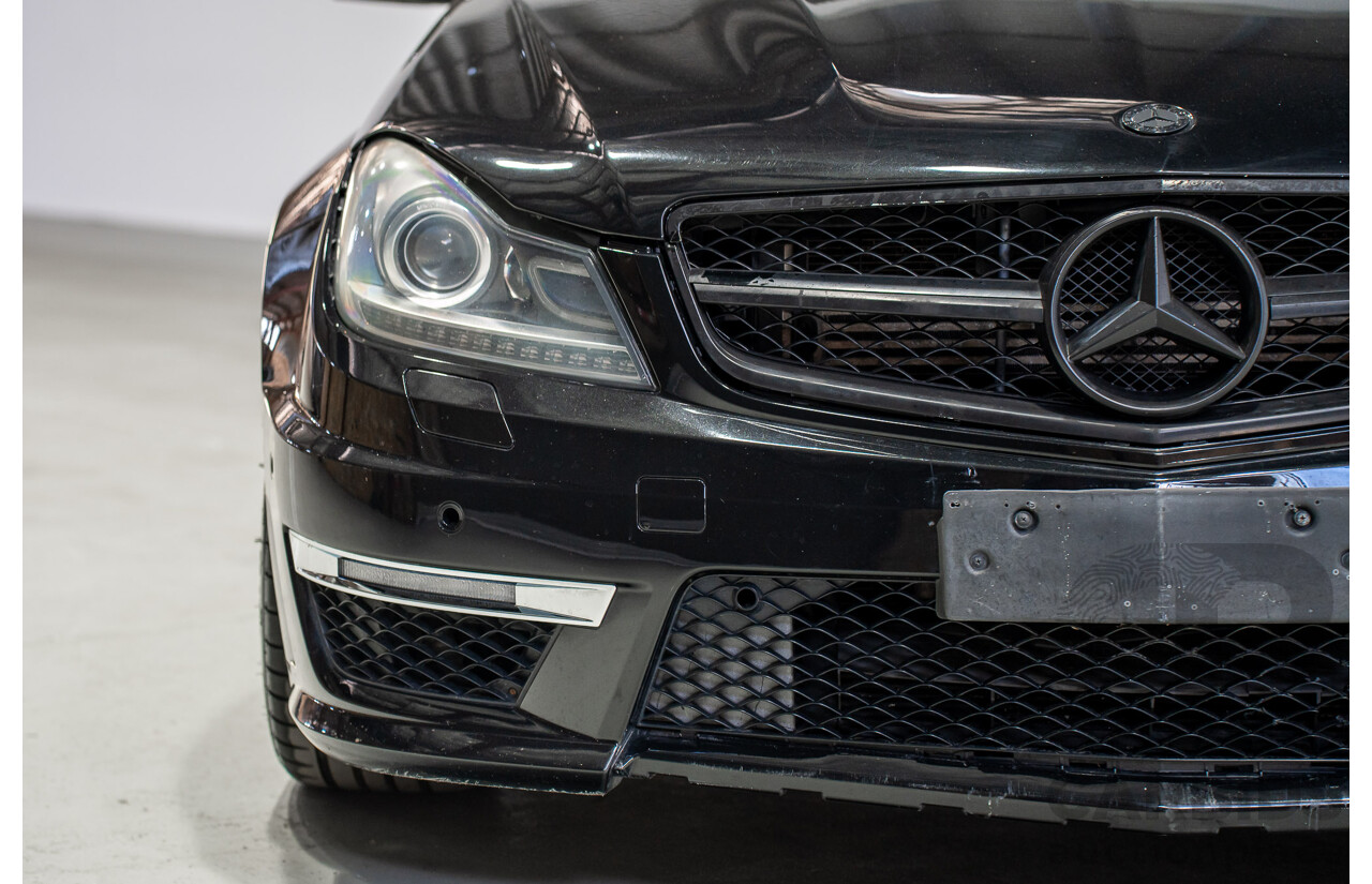 01/2012 Mercedes-Benz C63 AMG W204 MY12 4D Sedan Obsidian Black 6.2L V8