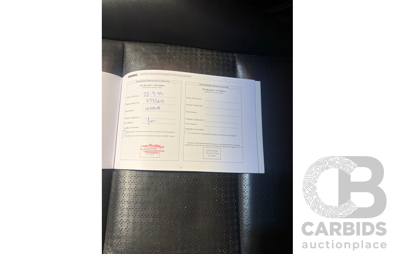 05/2014 Hyundai Santa Fe Highlander CRDi (4x4) DM 4d Wagon Pure White Metallic Turbo Diesel 2.2L