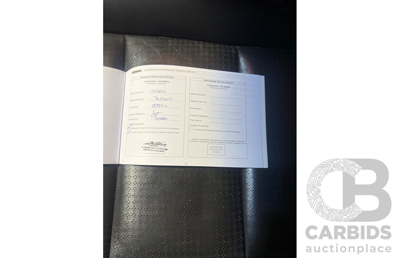 05/2014 Hyundai Santa Fe Highlander CRDi (4x4) DM 4d Wagon Pure White Metallic Turbo Diesel 2.2L