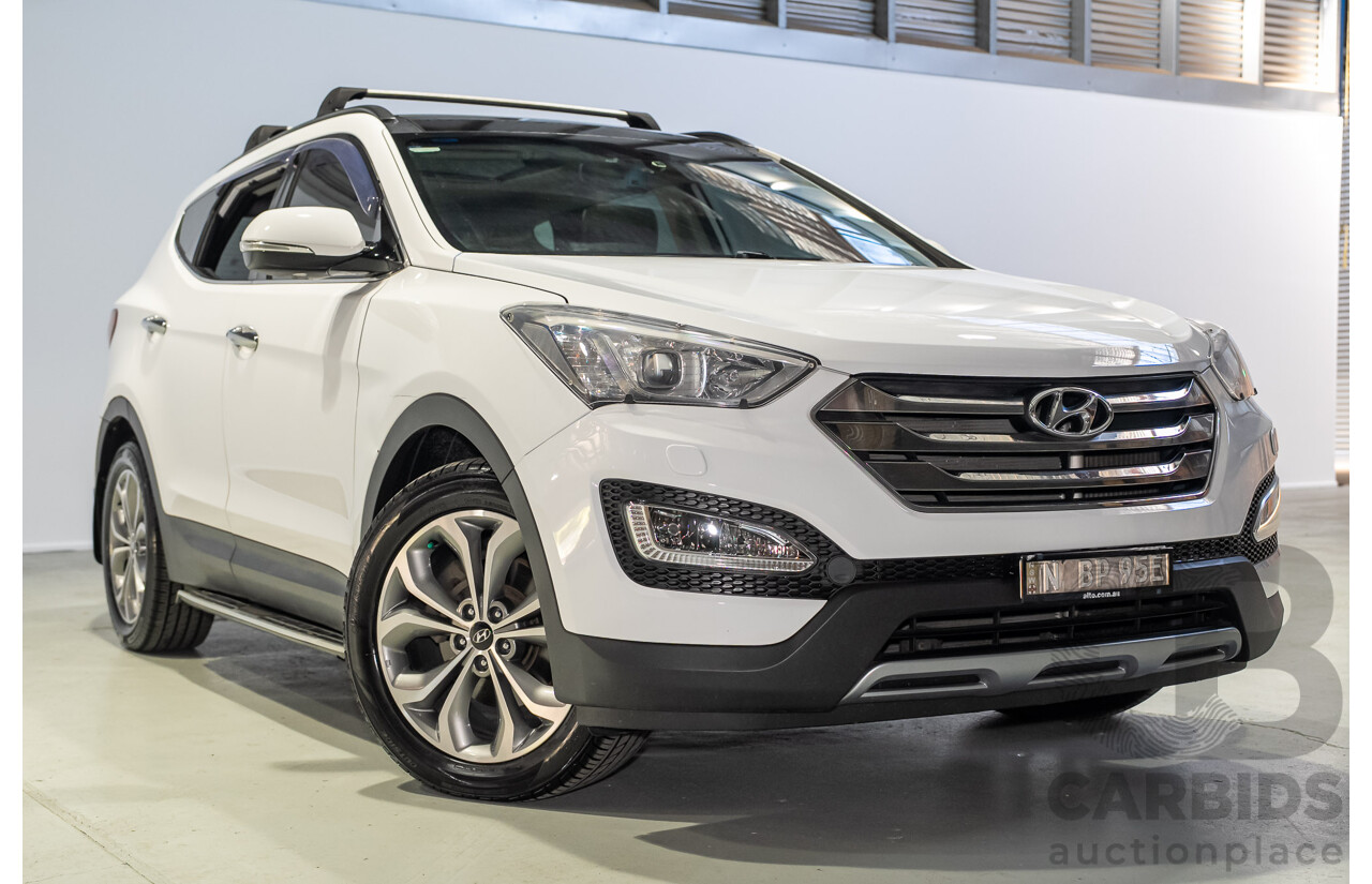 05/2014 Hyundai Santa Fe Highlander CRDi (4x4) DM 4d Wagon Pure White Metallic Turbo Diesel 2.2L