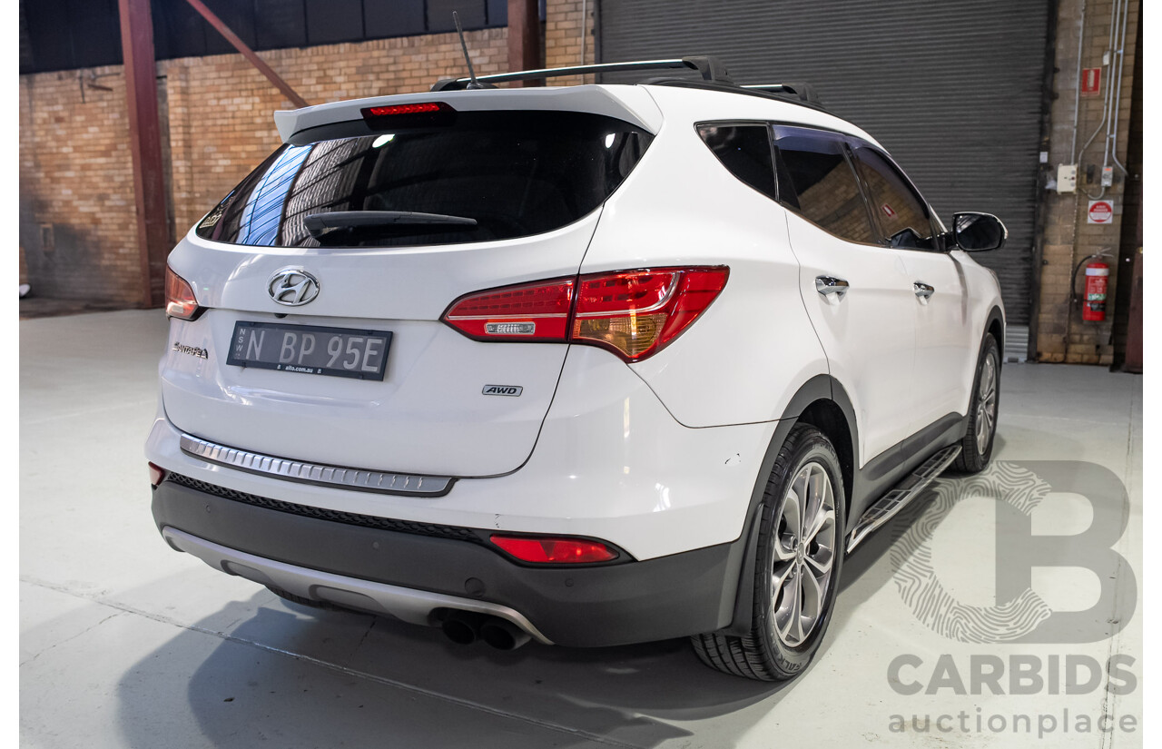 05/2014 Hyundai Santa Fe Highlander CRDi (4x4) DM 4d Wagon Pure White Metallic Turbo Diesel 2.2L