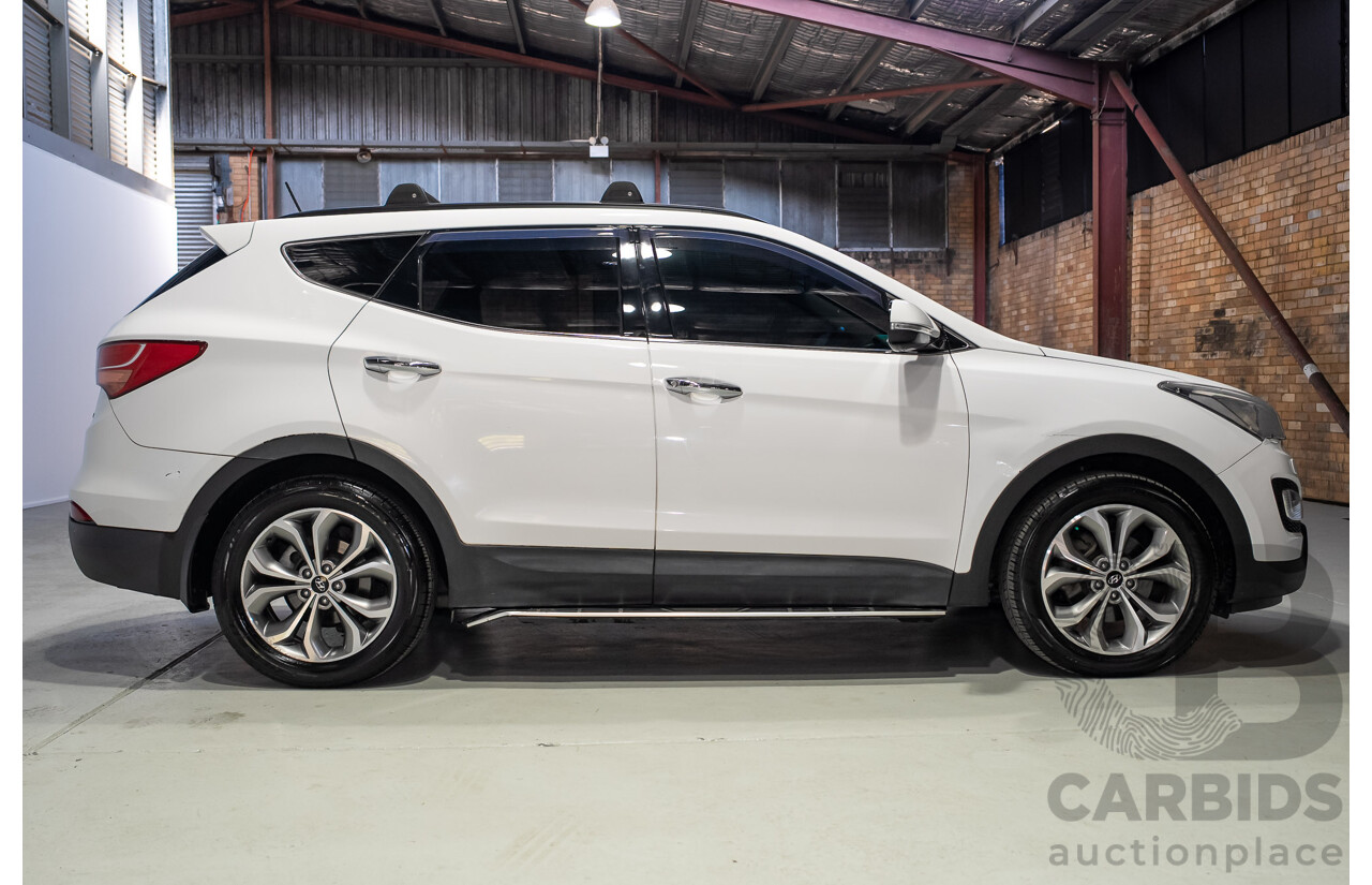 05/2014 Hyundai Santa Fe Highlander CRDi (4x4) DM 4d Wagon Pure White Metallic Turbo Diesel 2.2L