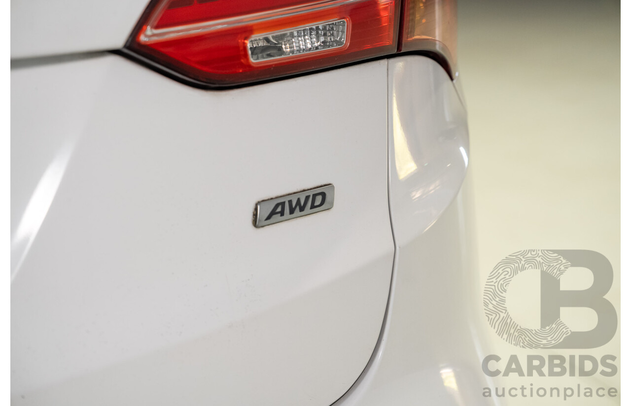 05/2014 Hyundai Santa Fe Highlander CRDi (4x4) DM 4d Wagon Pure White Metallic Turbo Diesel 2.2L