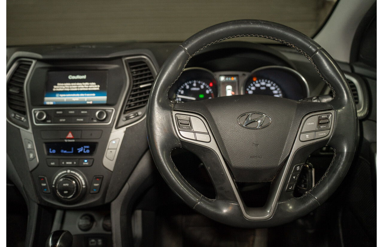 06/2018 Hyundai Santa Fe Active X DM5 MY18 4d Wagon Blue 3.3L