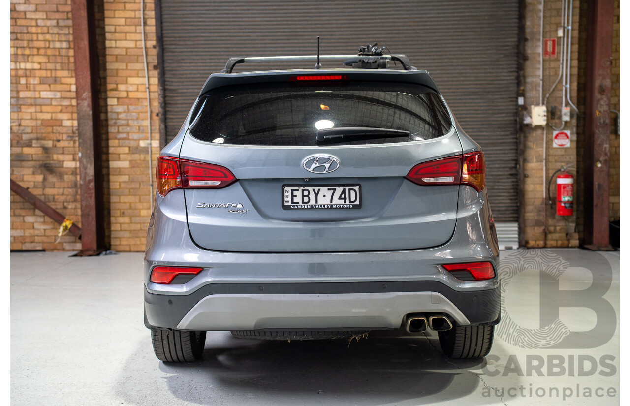 11/2017 Hyundai Santa Fe Active X DM5 MY18 4D Wagon Silver 3.3L - 7 Seater