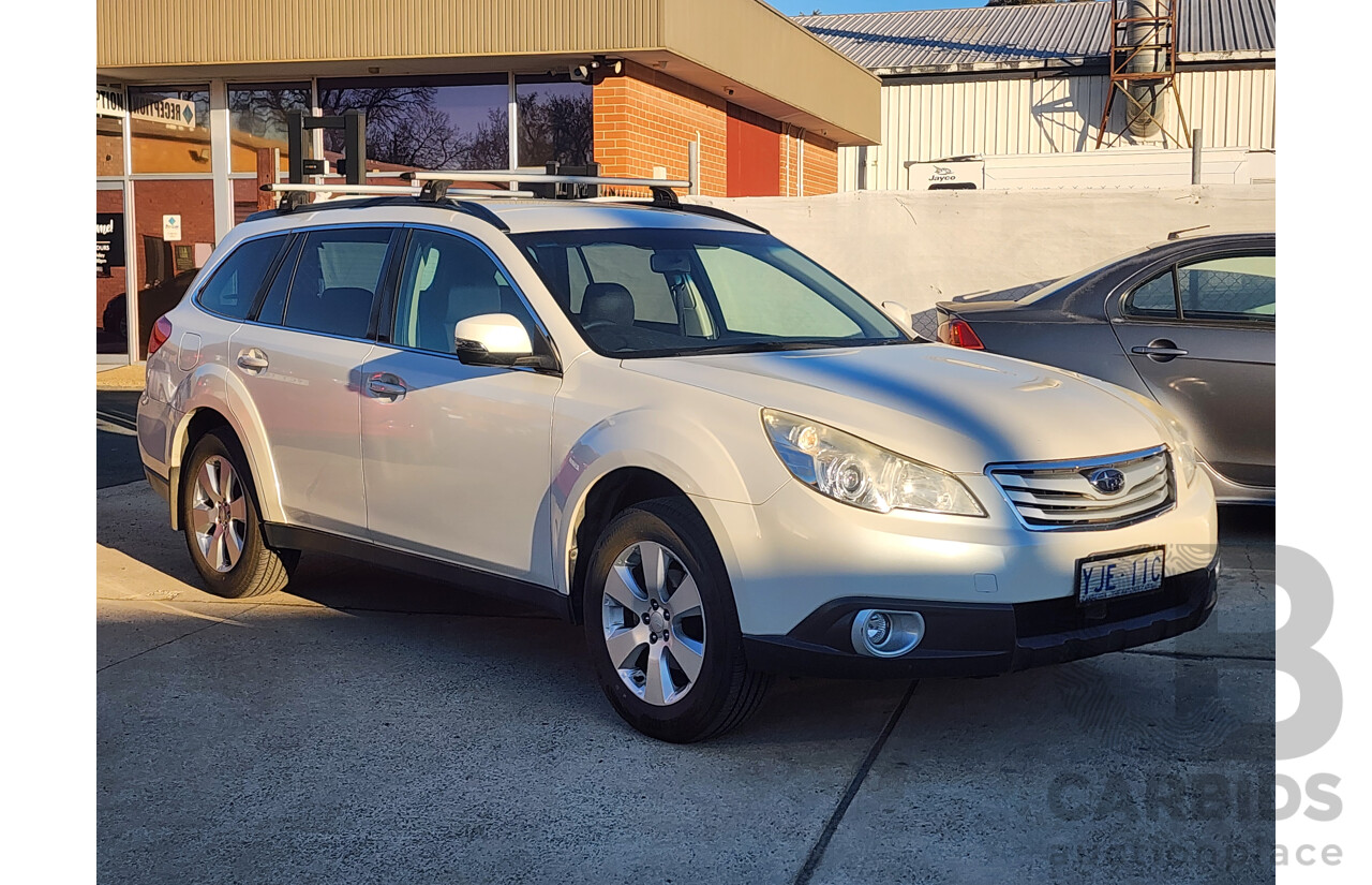 10/2012 Subaru Outback 2.5i MY12 4d Wagon White 2.5L