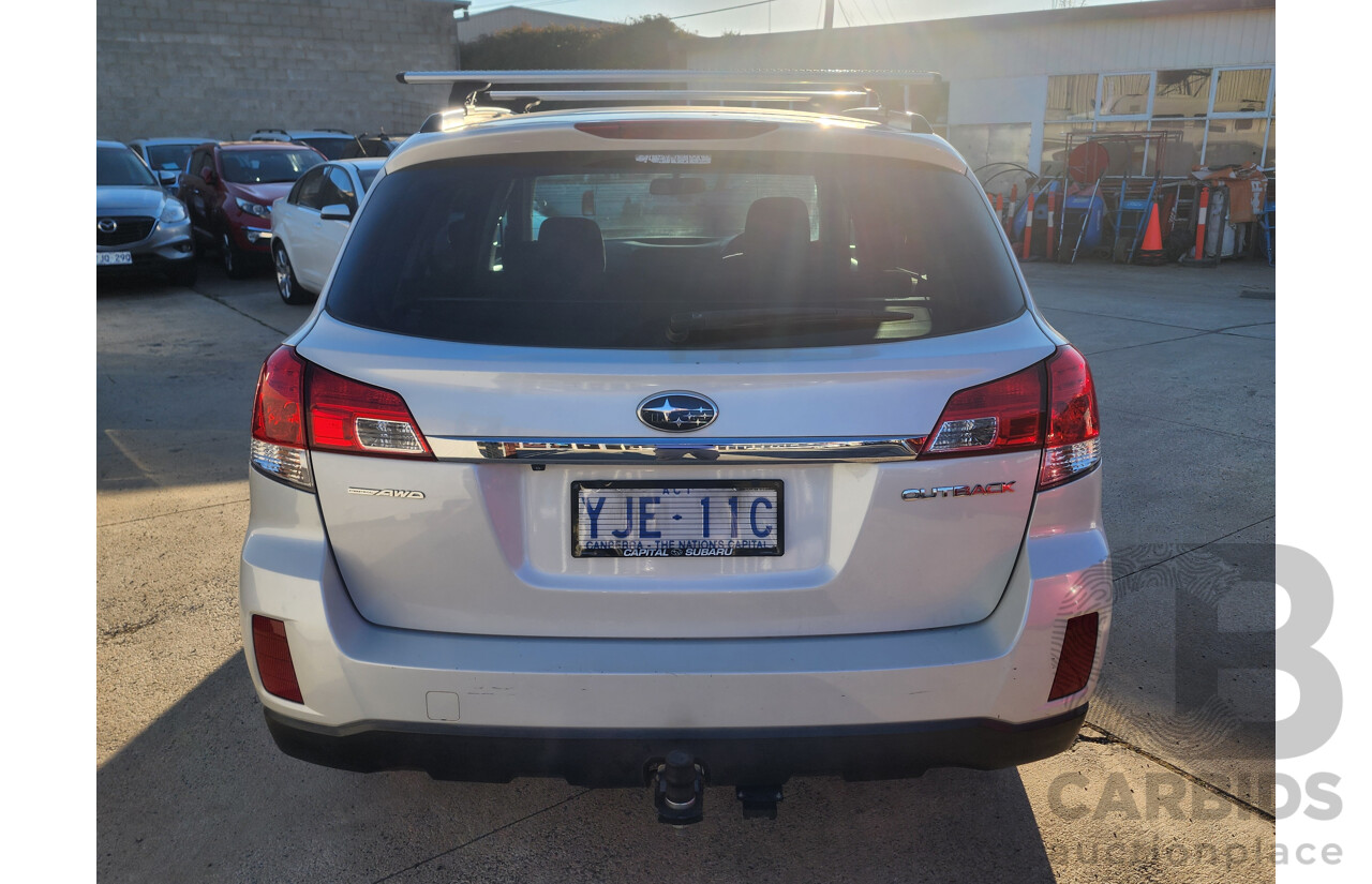 10/2012 Subaru Outback 2.5i MY12 4d Wagon White 2.5L