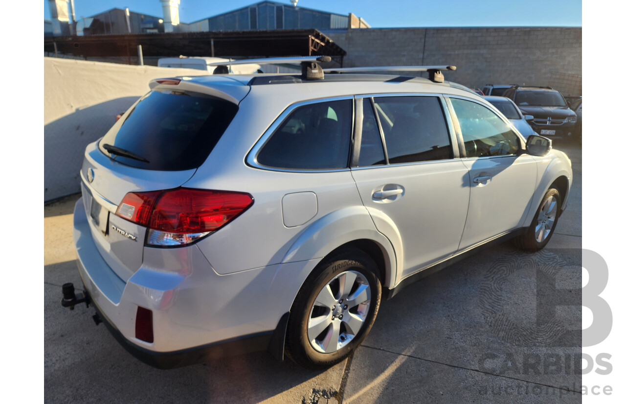 10/2012 Subaru Outback 2.5i MY12 4d Wagon White 2.5L
