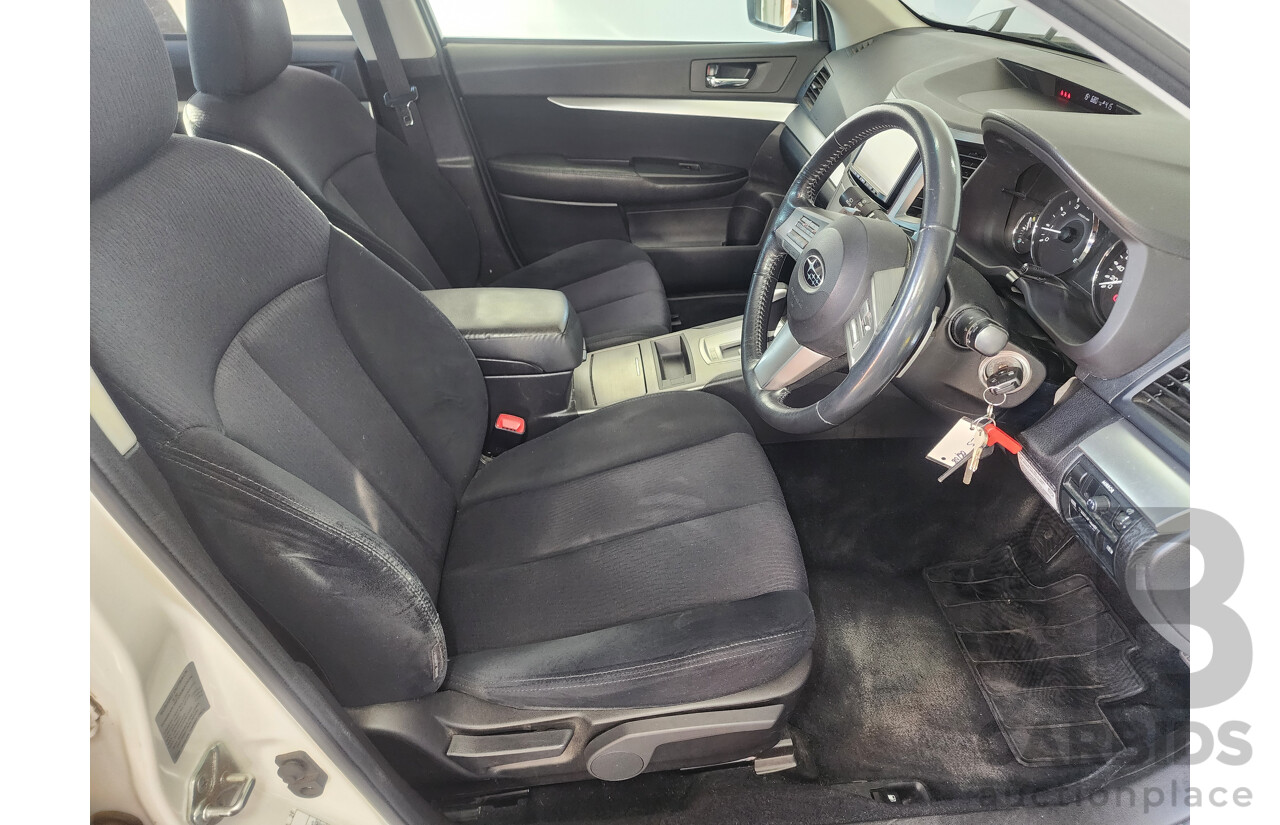 10/2012 Subaru Outback 2.5i MY12 4d Wagon White 2.5L