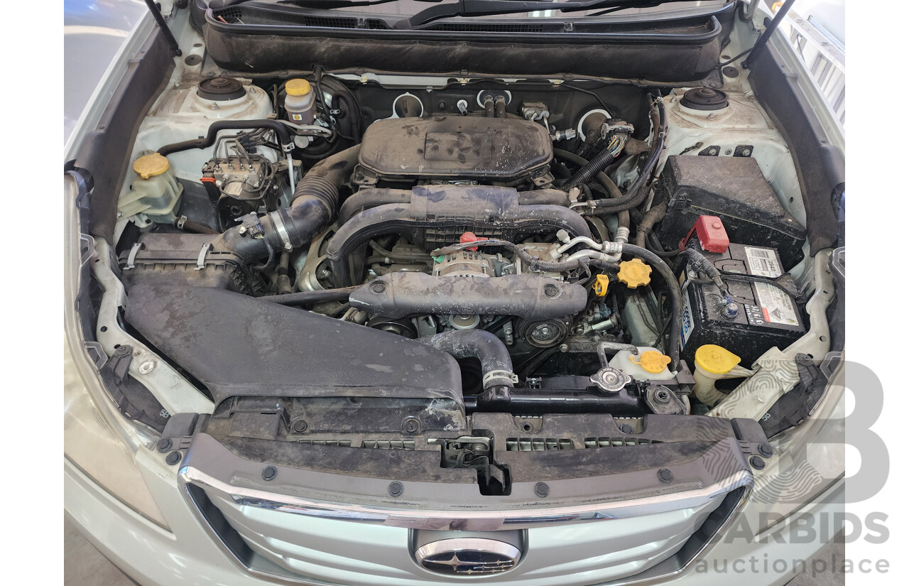 10/2012 Subaru Outback 2.5i MY12 4d Wagon White 2.5L
