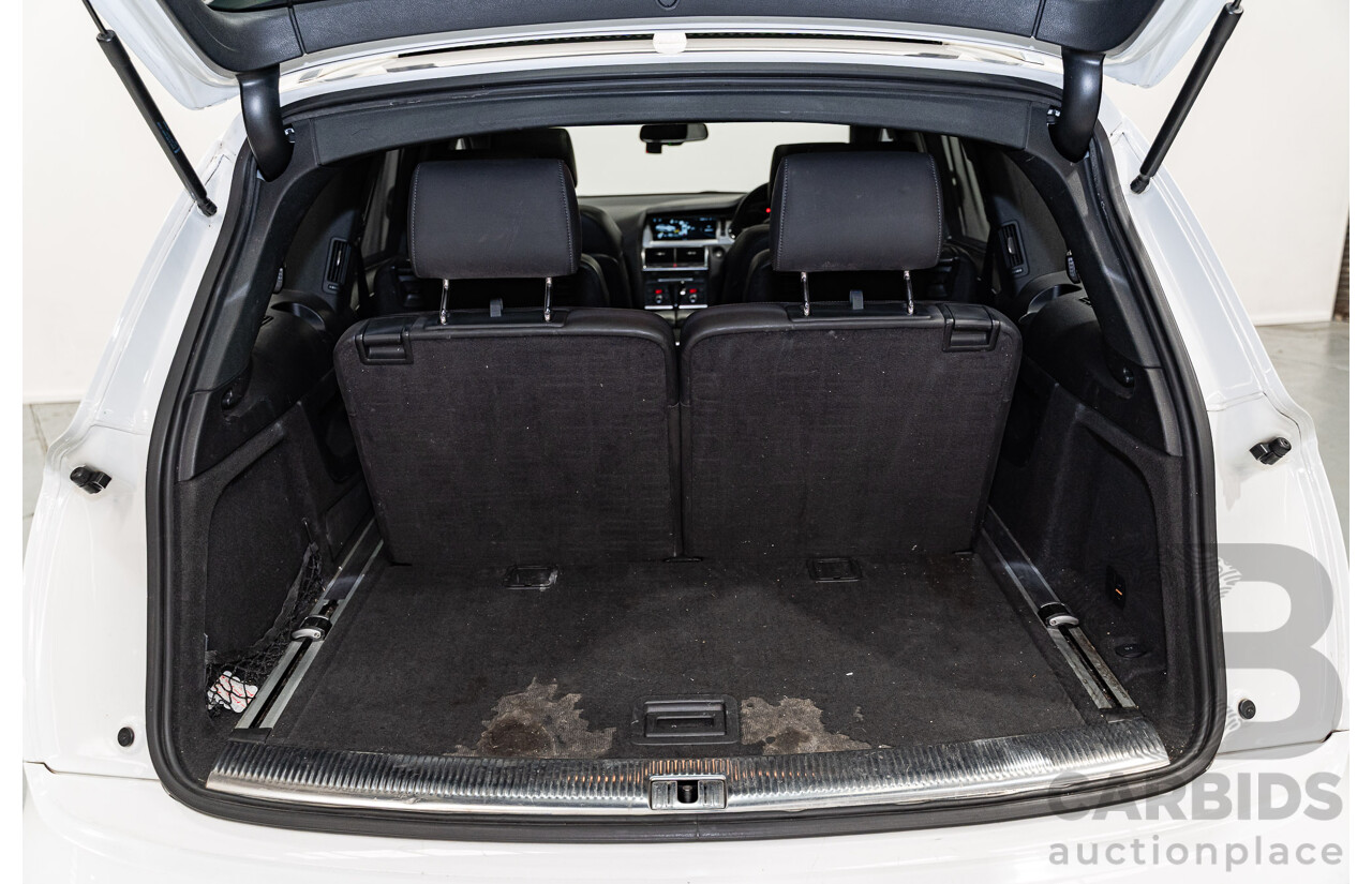 11/2010 Audi Q7 4.2 TDI S-Line Quattro (AWD) MY10 4d Wagon Ibis White Twin Turbo Diesel V8 4.1L - 7 Seater
