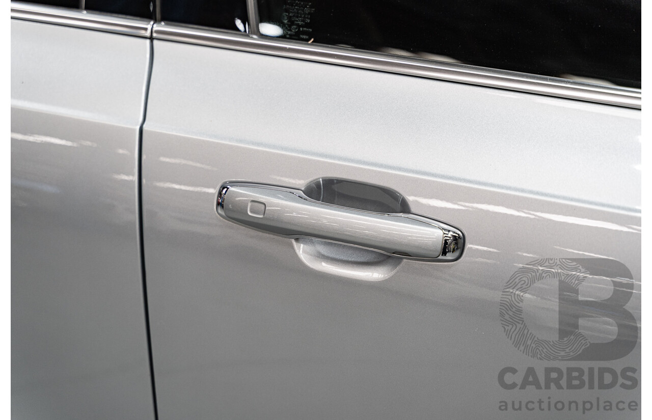11/2016 Volvo XC90 D5 Momentum (AWD) 256 MY17 4d Wagon Electric Silver Metallic Twin Turbo Diesel 2.0L - 7 Seater