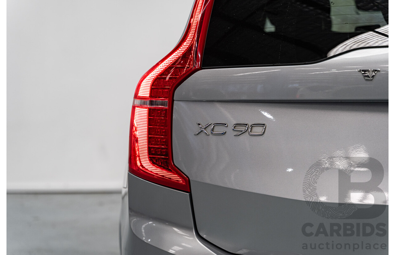 11/2016 Volvo XC90 D5 Momentum (AWD) 256 MY17 4d Wagon Electric Silver Metallic Twin Turbo Diesel 2.0L - 7 Seater