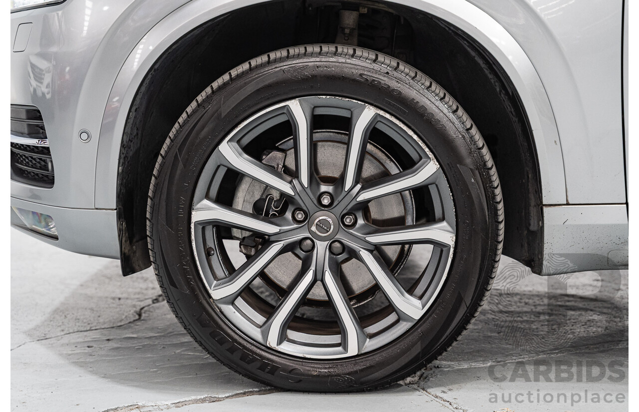 11/2016 Volvo XC90 D5 Momentum (AWD) 256 MY17 4d Wagon Electric Silver Metallic Twin Turbo Diesel 2.0L - 7 Seater