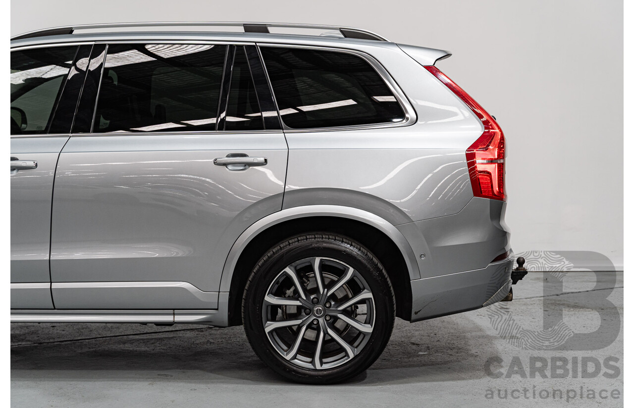 11/2016 Volvo XC90 D5 Momentum (AWD) 256 MY17 4d Wagon Electric Silver Metallic Twin Turbo Diesel 2.0L - 7 Seater