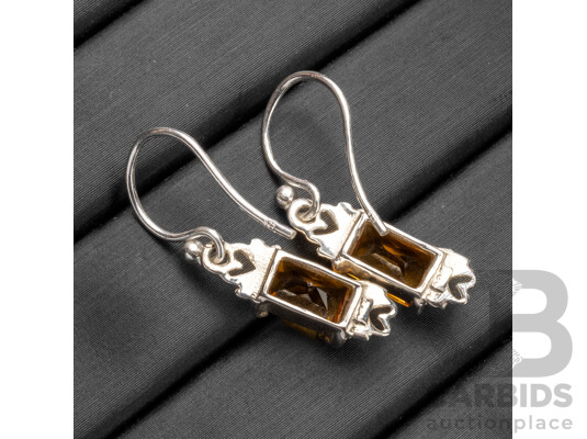925 Sterling Silver & Citrine Shepherds Hook Drop Earrings - 2.19gms
