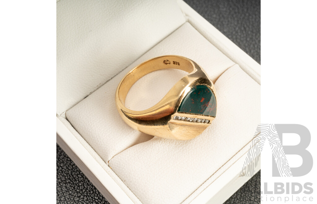 Handmade 9ct (375) Yellow Gold, Bloodstone & Diamond Men's Signet Ring with Valuation - Size R, 13.07gms