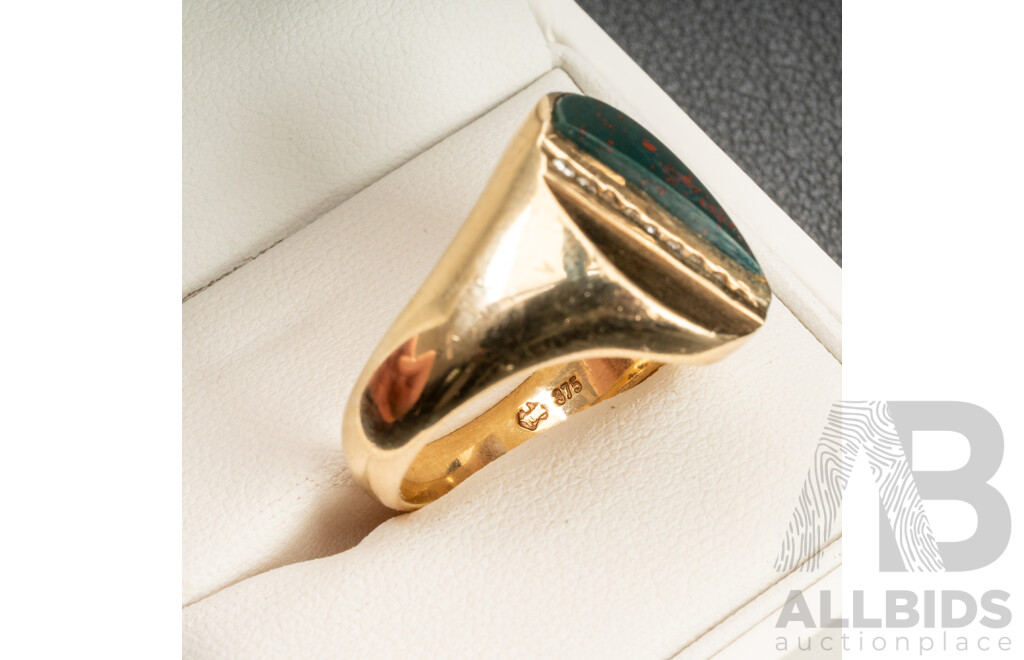 Handmade 9ct (375) Yellow Gold, Bloodstone & Diamond Men's Signet Ring with Valuation - Size R, 13.07gms