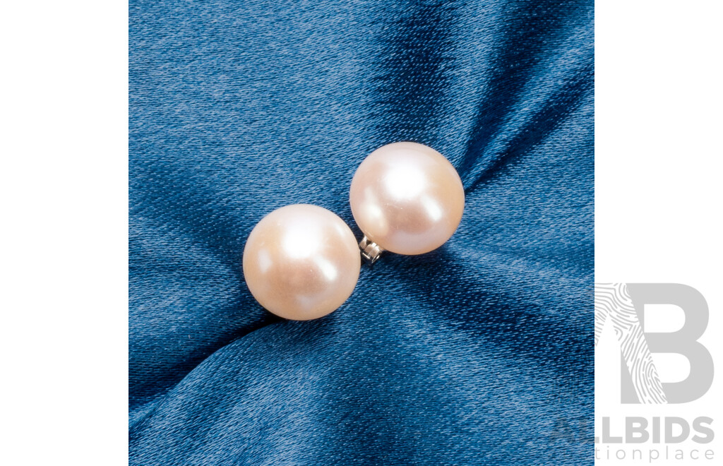 Pair of 925 Sterling Silver & Pale Pink Cultured Pearl Stud Earrings