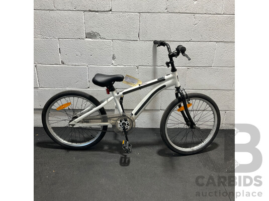 ANKO Light Up Kids Bike