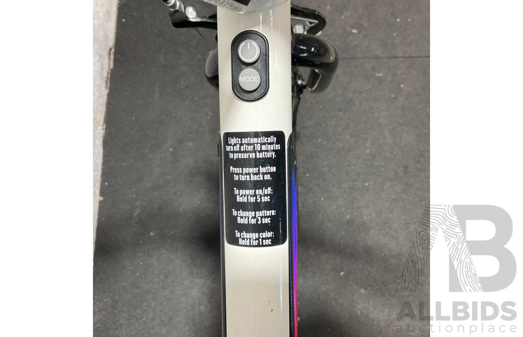 ANKO Light Up Kids Bike