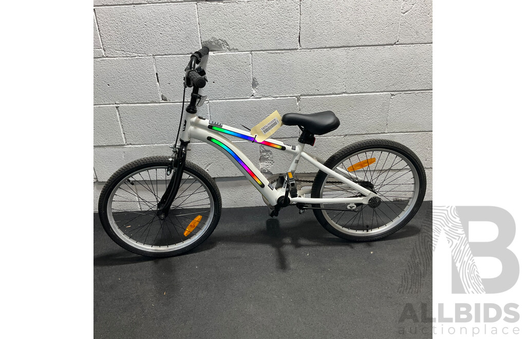 ANKO Light Up Kids Bike