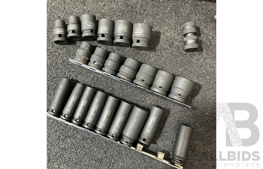 KINCROME and ToolPRO Impact Sockets, Adjustable Torque Wrench and 1/2'' SQ AIR Impact Wrench - Lot of 3