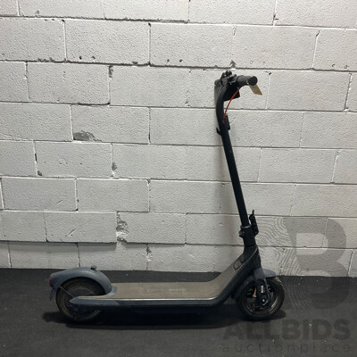 SEGWAY Ninebot E2 Pro Electric Scooter