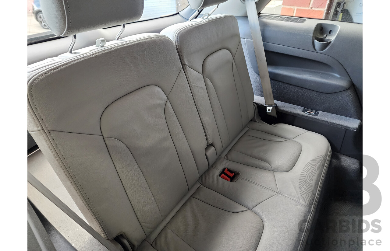 01/2012 Audi Q7 3.0 TDI Quattro MY12 4d Wagon Black 3.0L